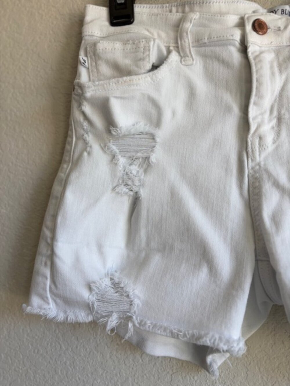 Judy Blue Jean Shorts Women Sz M White Denim Cut Off Distressed Thrashed Summer - Picture 5 of 9
